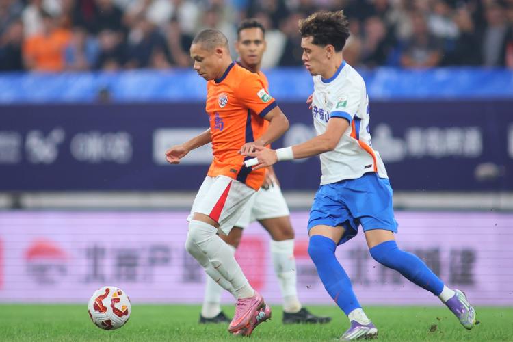 没头脑遇上, 德比大战与, ktb